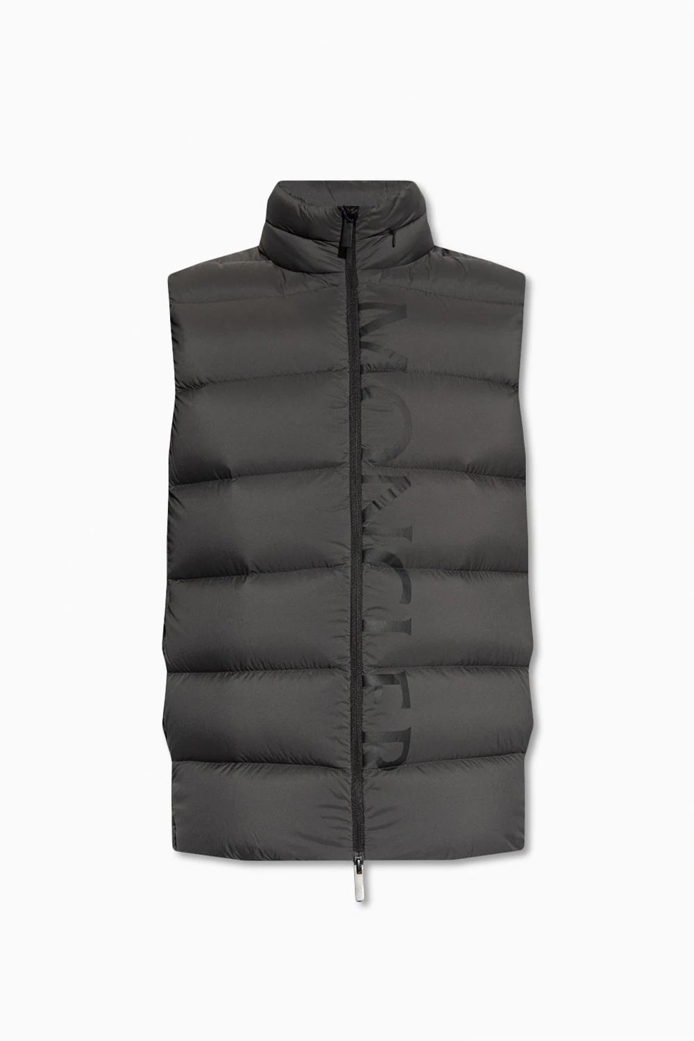 ‘Amak’ down vest