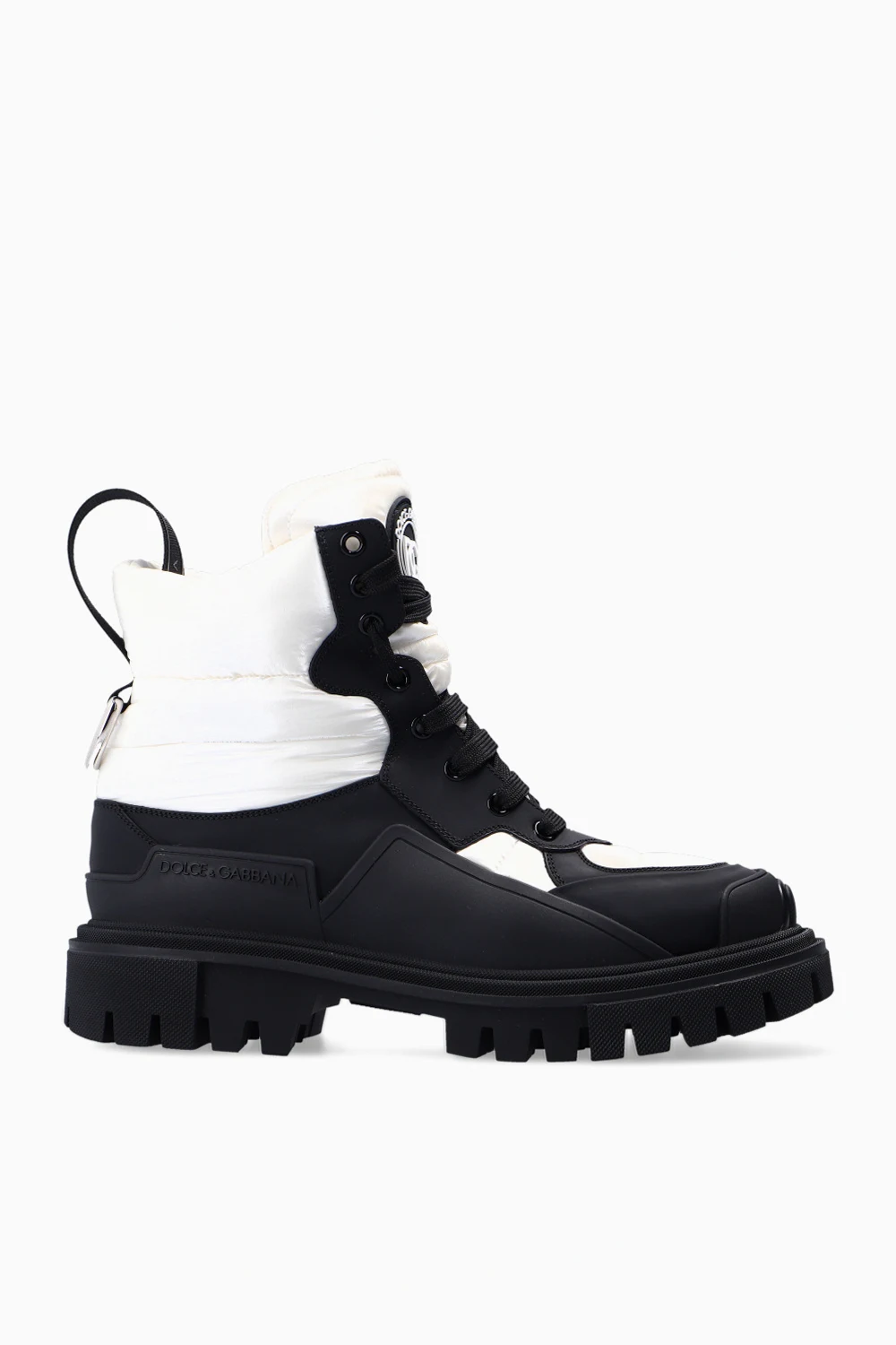 Boots with logo