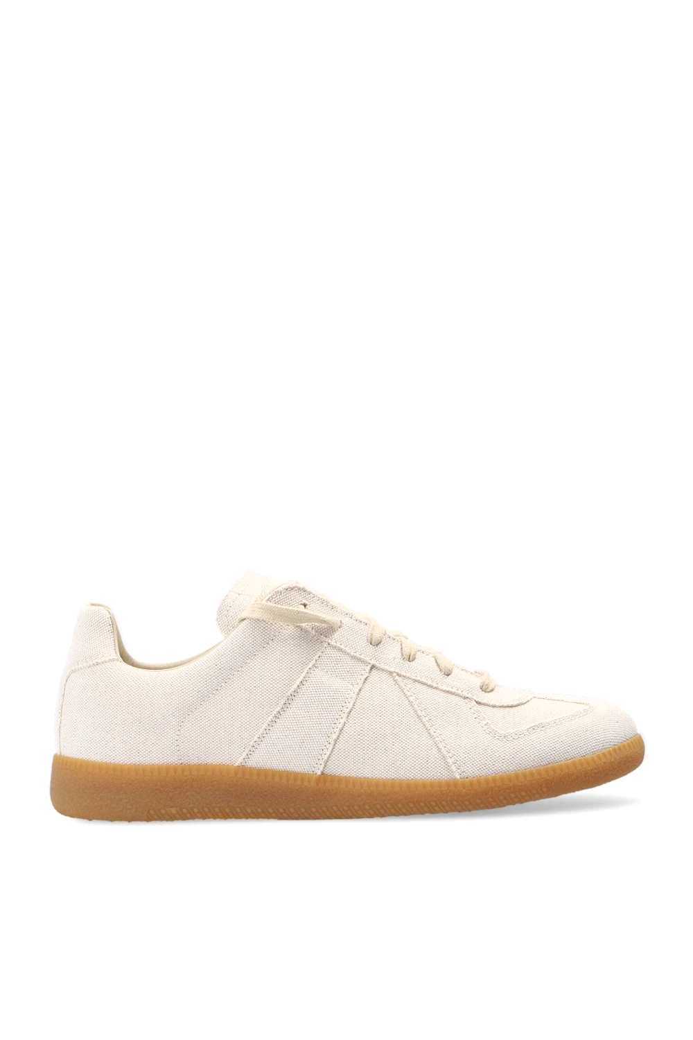 ‘Replica’ sneakers with patch