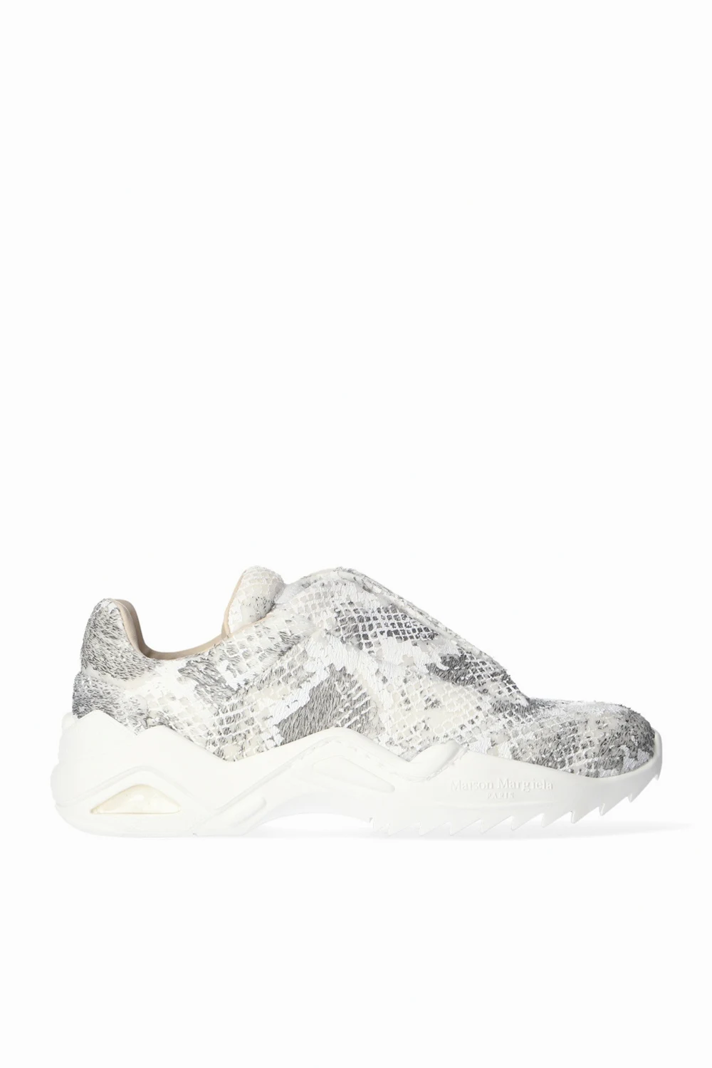 Sneakers with logo patch