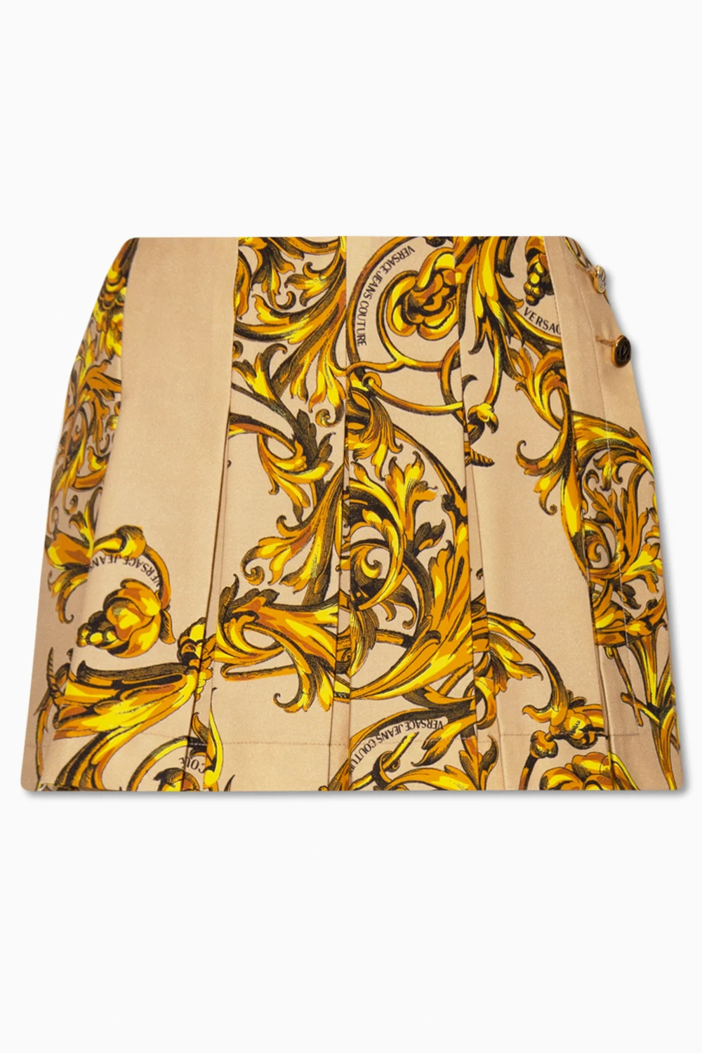 beige Shorts with pleats