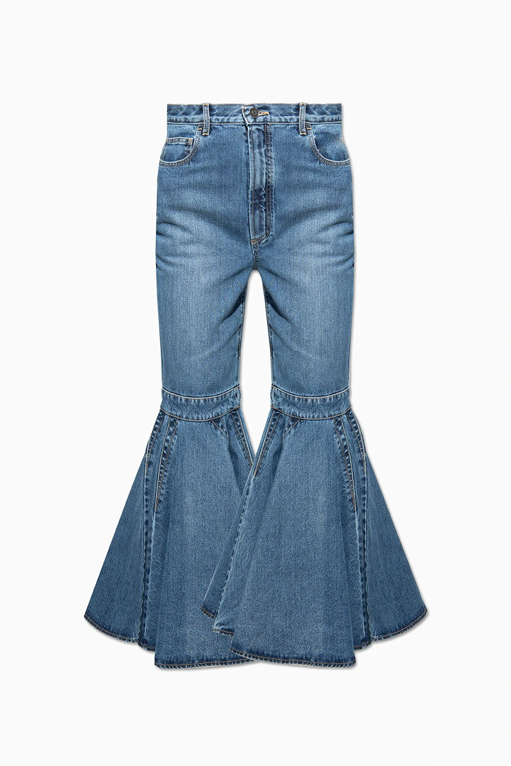 High-waisted jeans