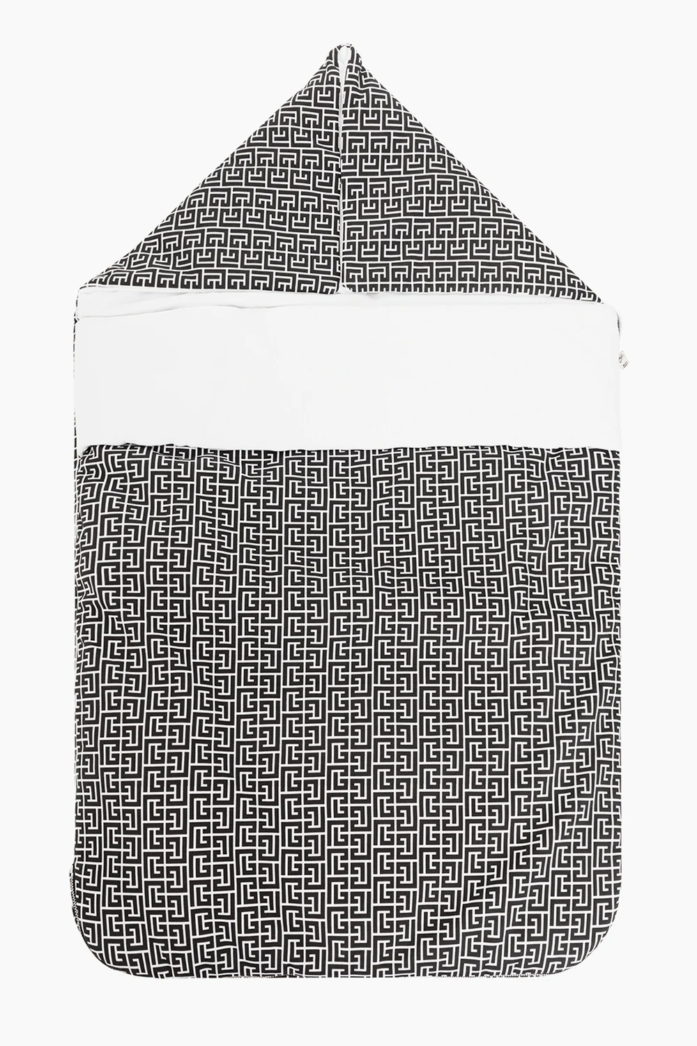 Śpiwór niemowlęcy z monogramem