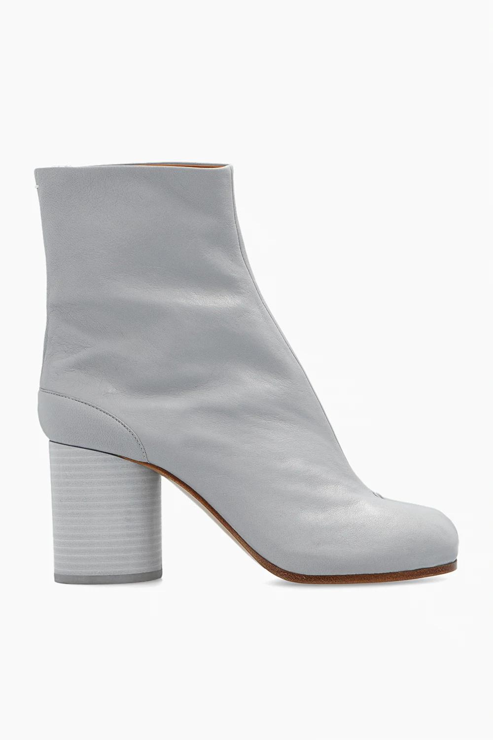 Botki na obcasie z wycięciem ‘Tabi’