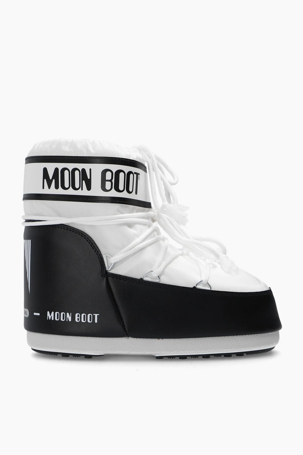‘Classic Low 2’ snow boots