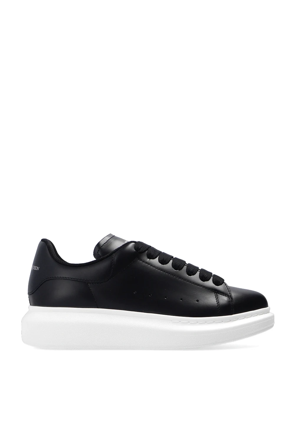 Buty sportowe na platformie