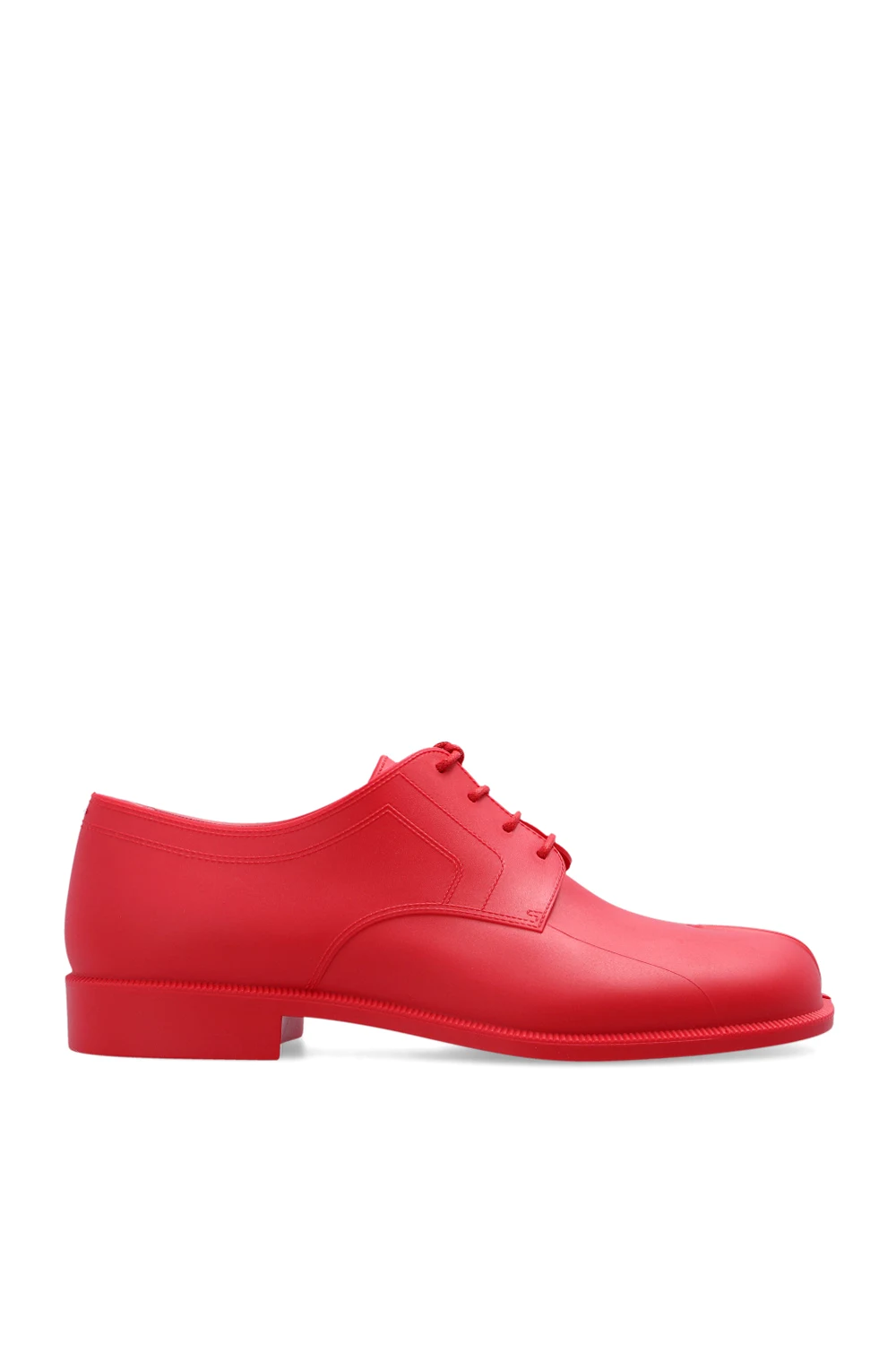 ‘Tabi’ shoes