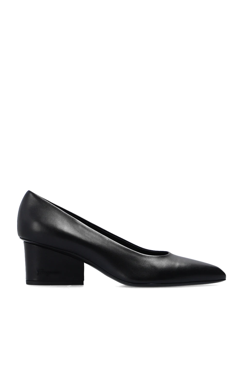 ‘Velia’ pumps