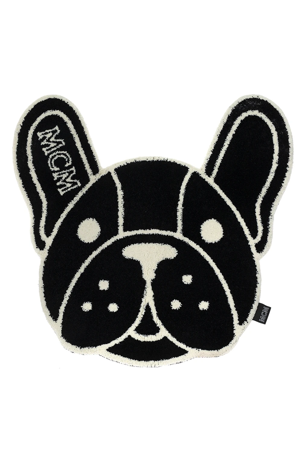 Dywan w kształcie ‘M Pup’