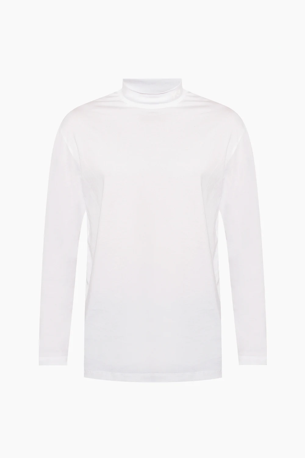 WHITE T-shirt with long sleeves