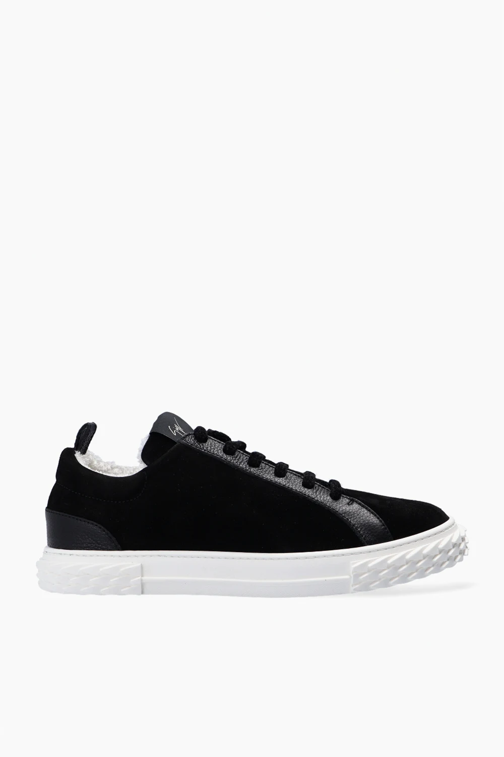 Zamszowe buty sportowe