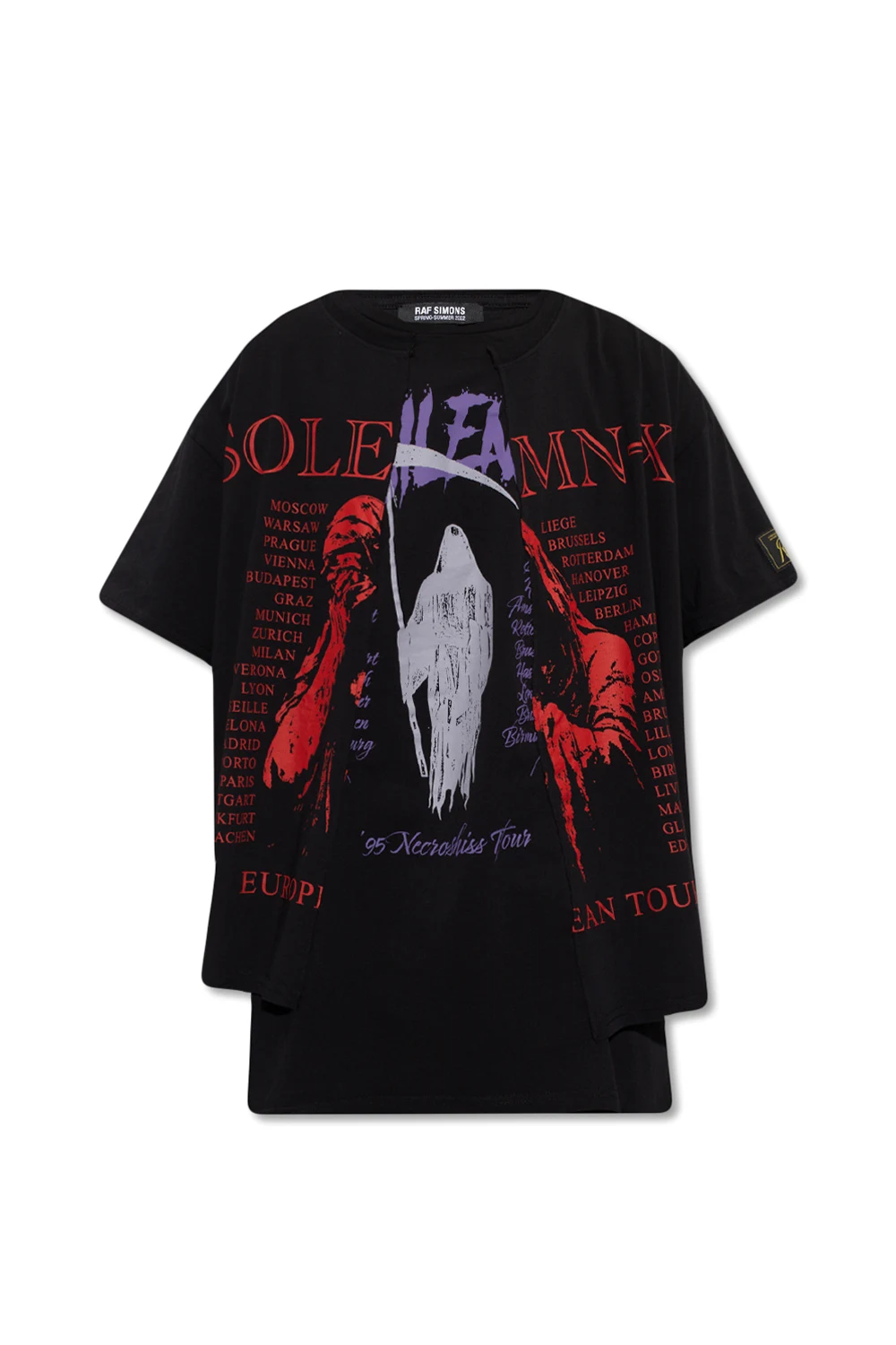 Two-layered T-shirt with tucks