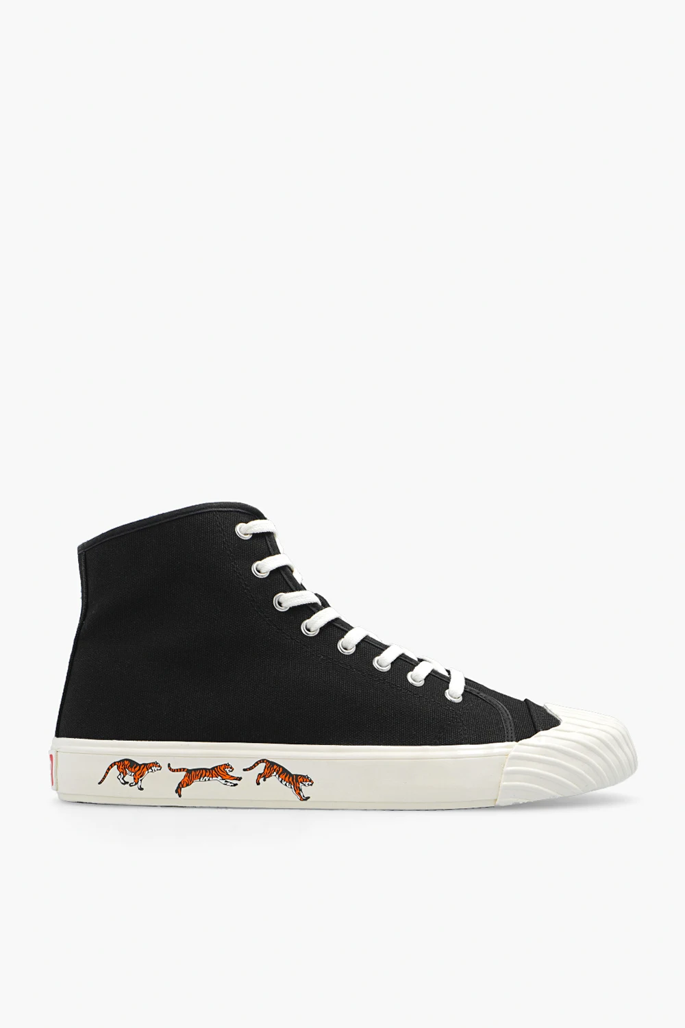 Buty sportowe z motywem zwierzęcym