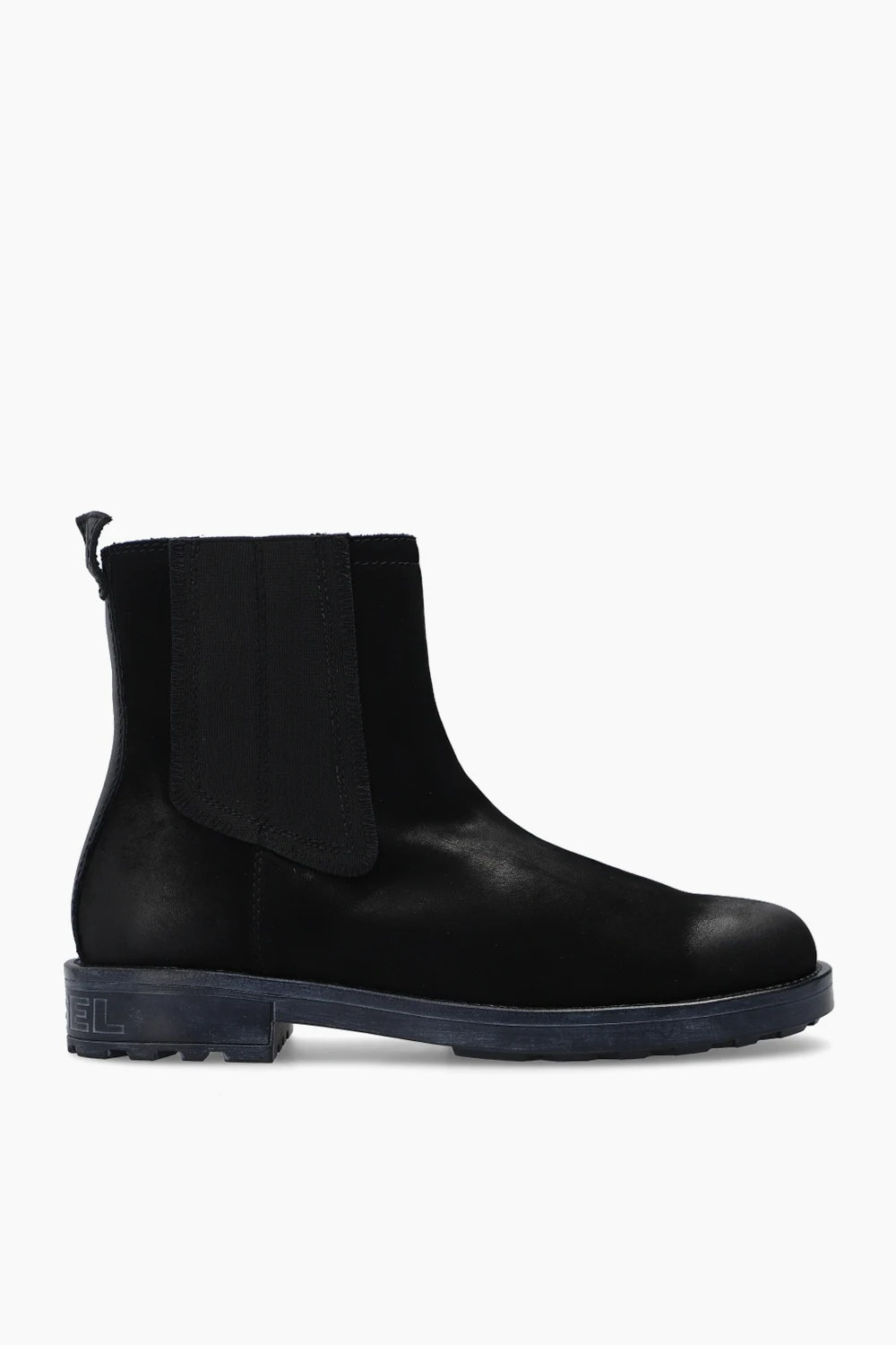 ‘D-Throuper’ Chelsea boots
