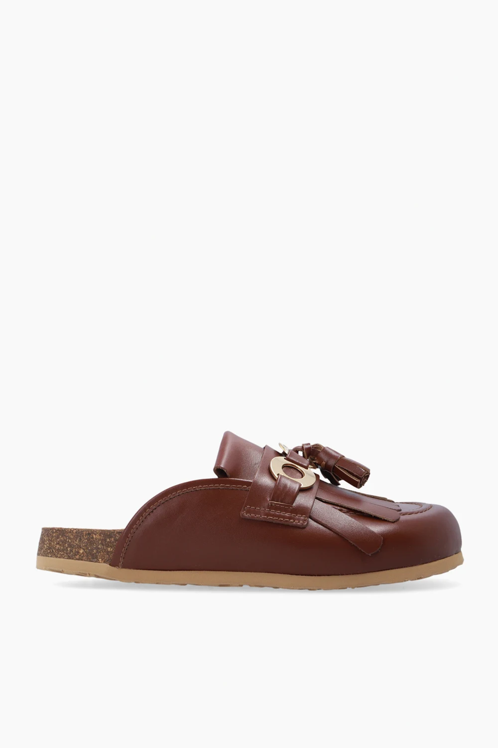 ‘Lyvi’ slides