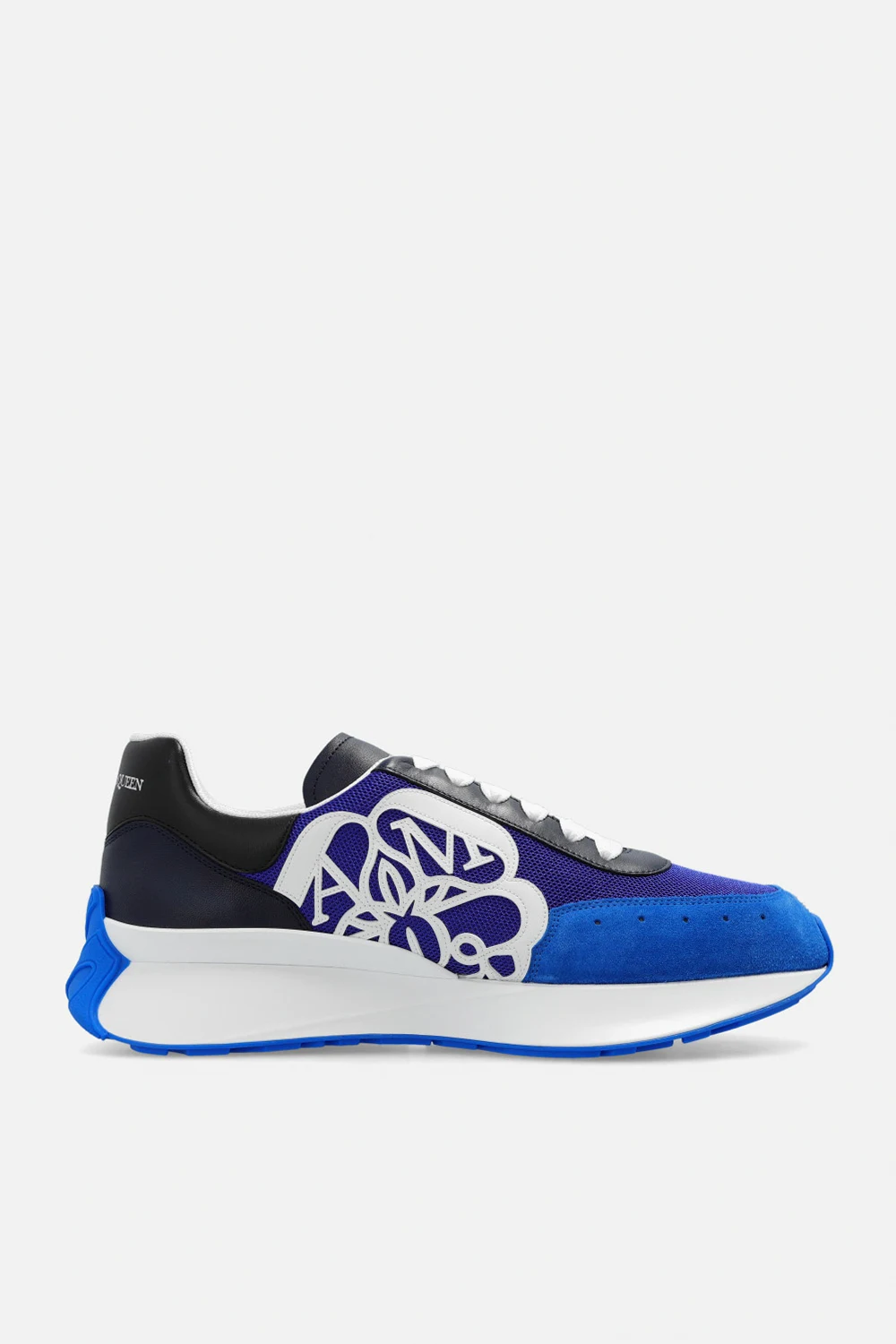 Sneakers with logo