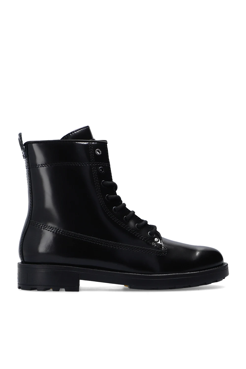 Buty ‘D-Throuper’