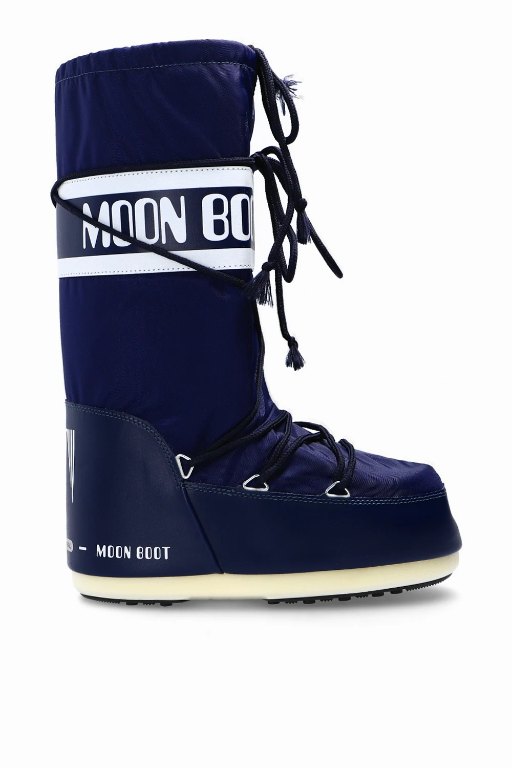 ‘Nylon’ snow boots