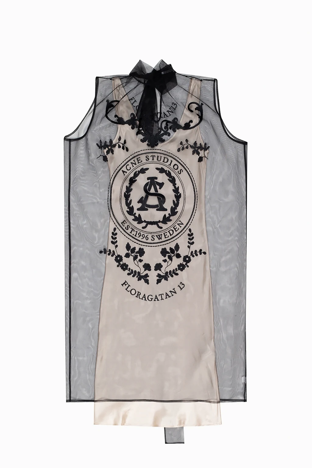 Sleeveless dress