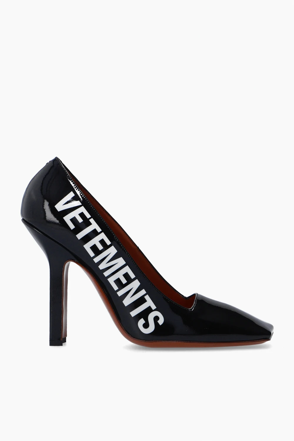 BLACK ‘Boomerang’ pumps