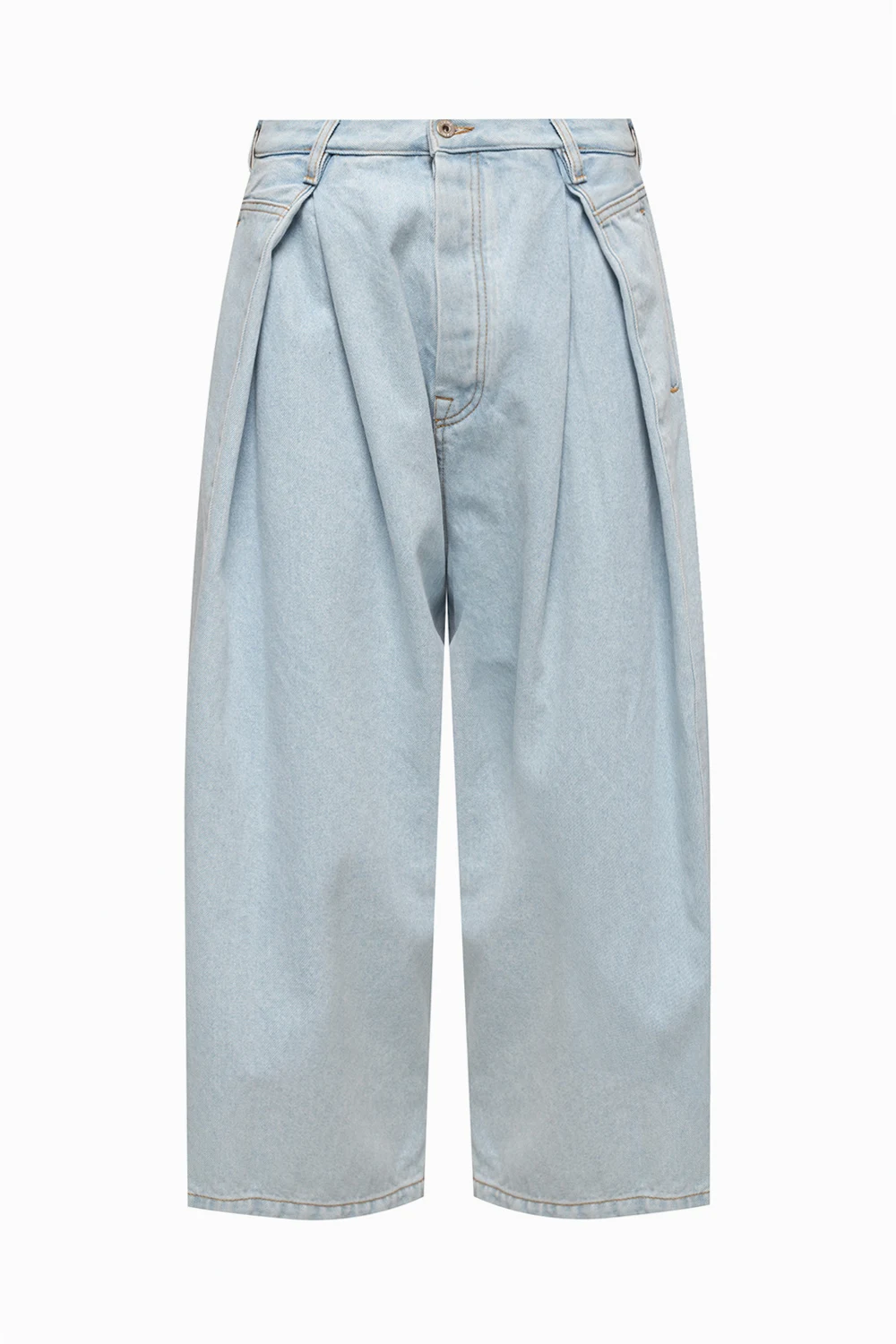 Jeansy typu ‘oversize’