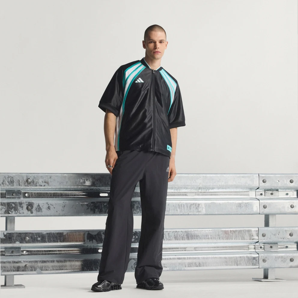 Performance Mercedes - Amg Petronas Las Vegas Men's Track Top