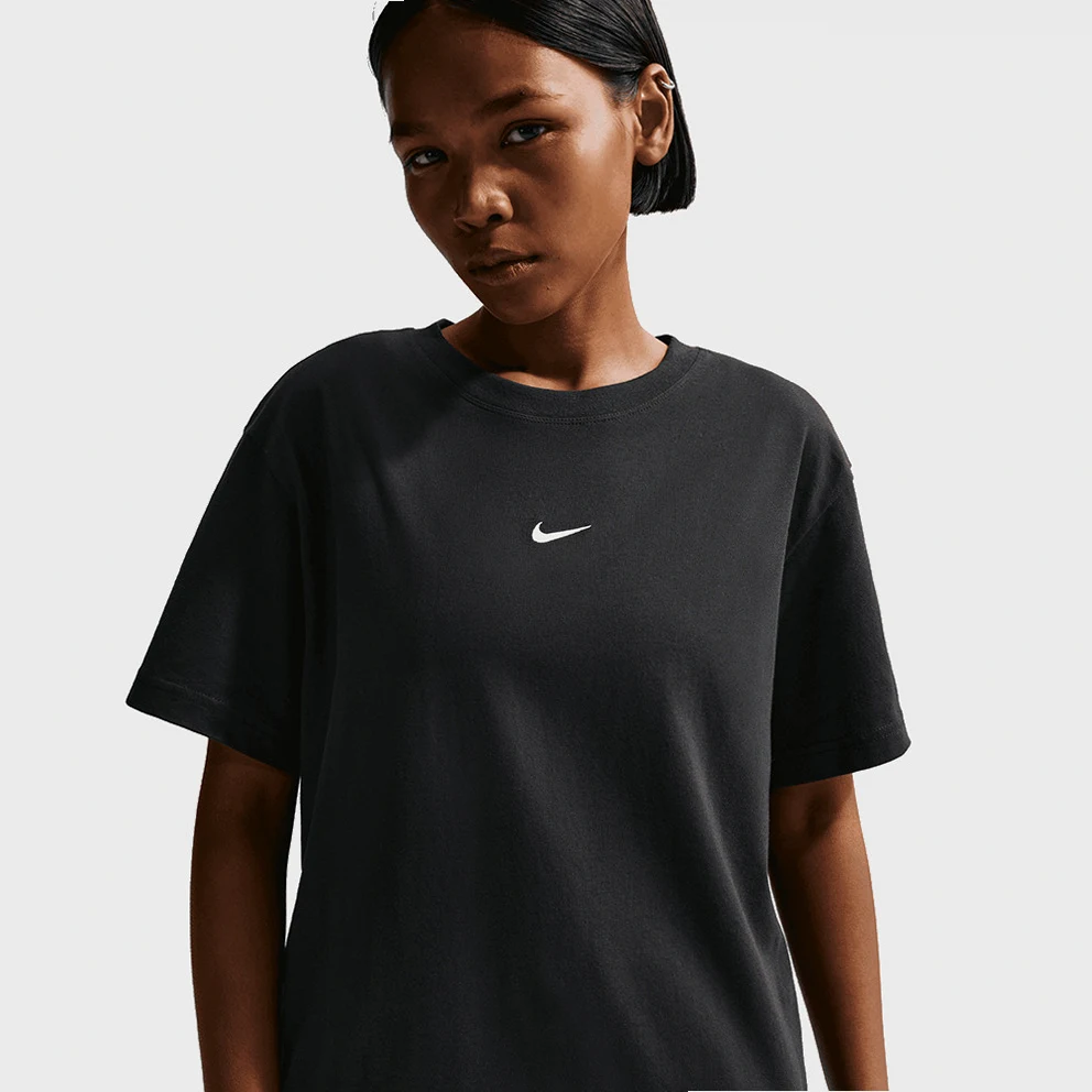One Classic Women's T-Shirt