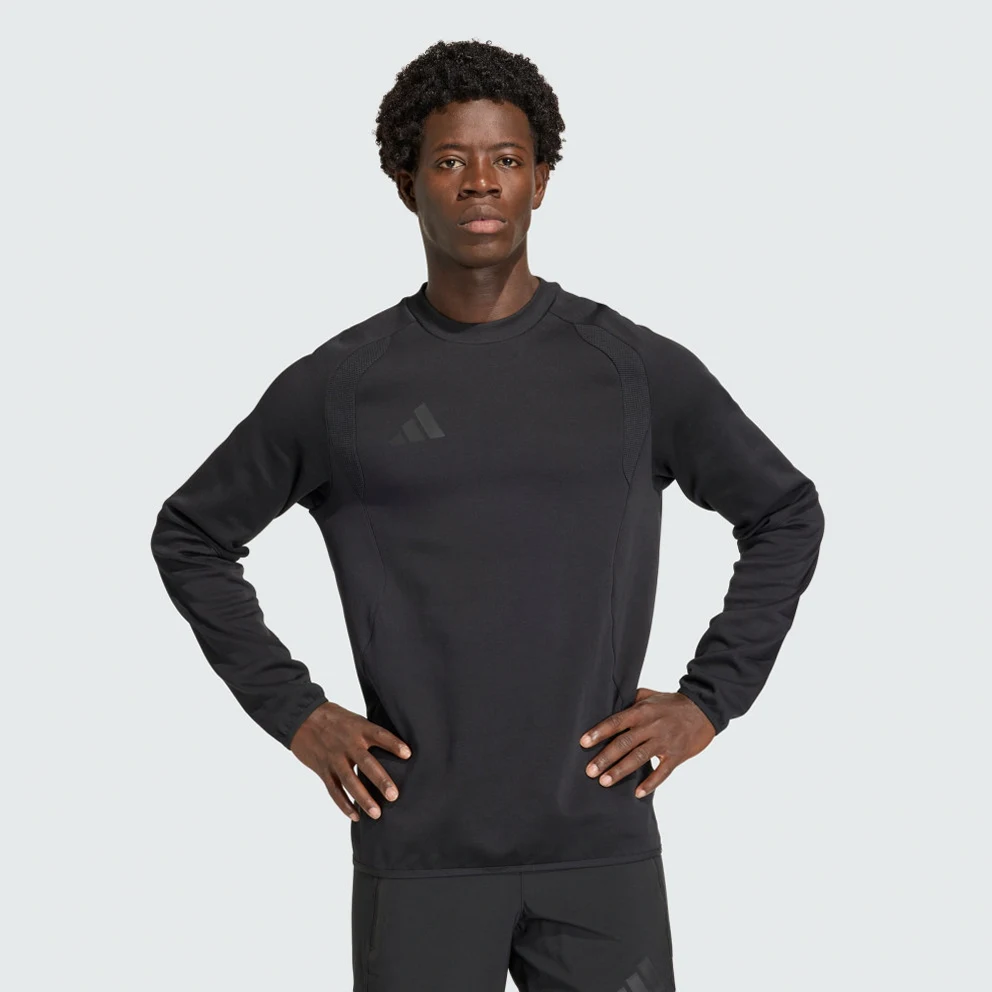M Tiro Travel Crew Sweatshirt