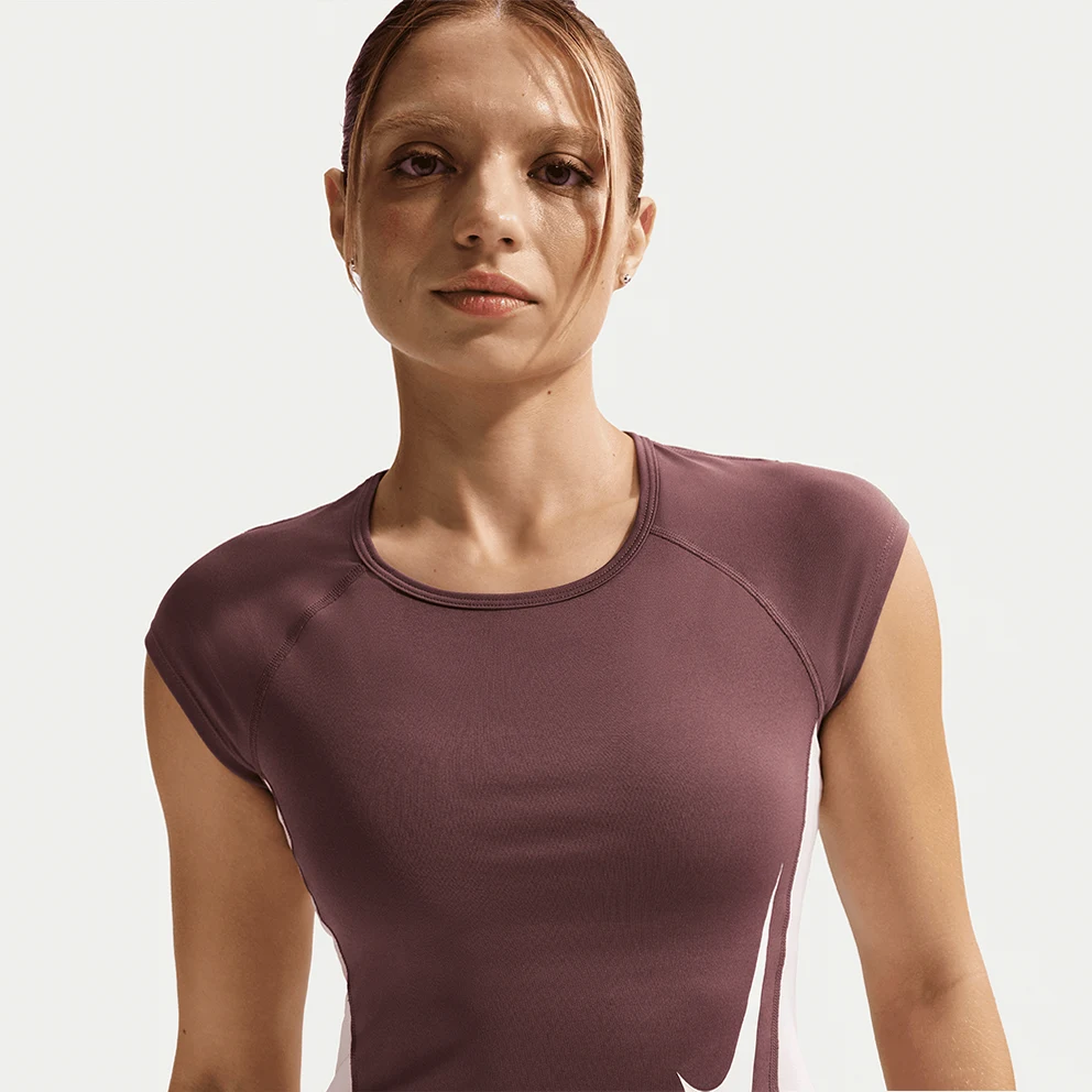 Swoosh Run Women's T-Shirt