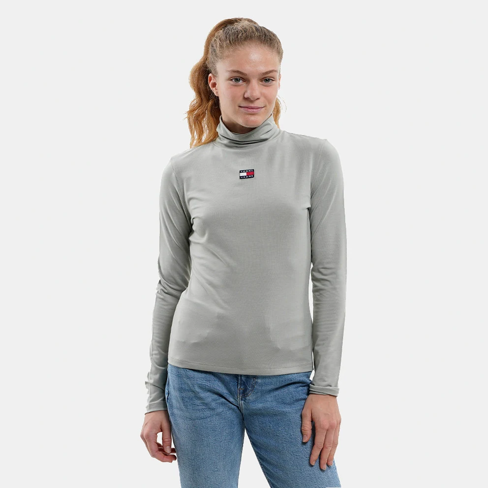 Xs Badge Turtleneck Women's Long Sleeves T-shirt