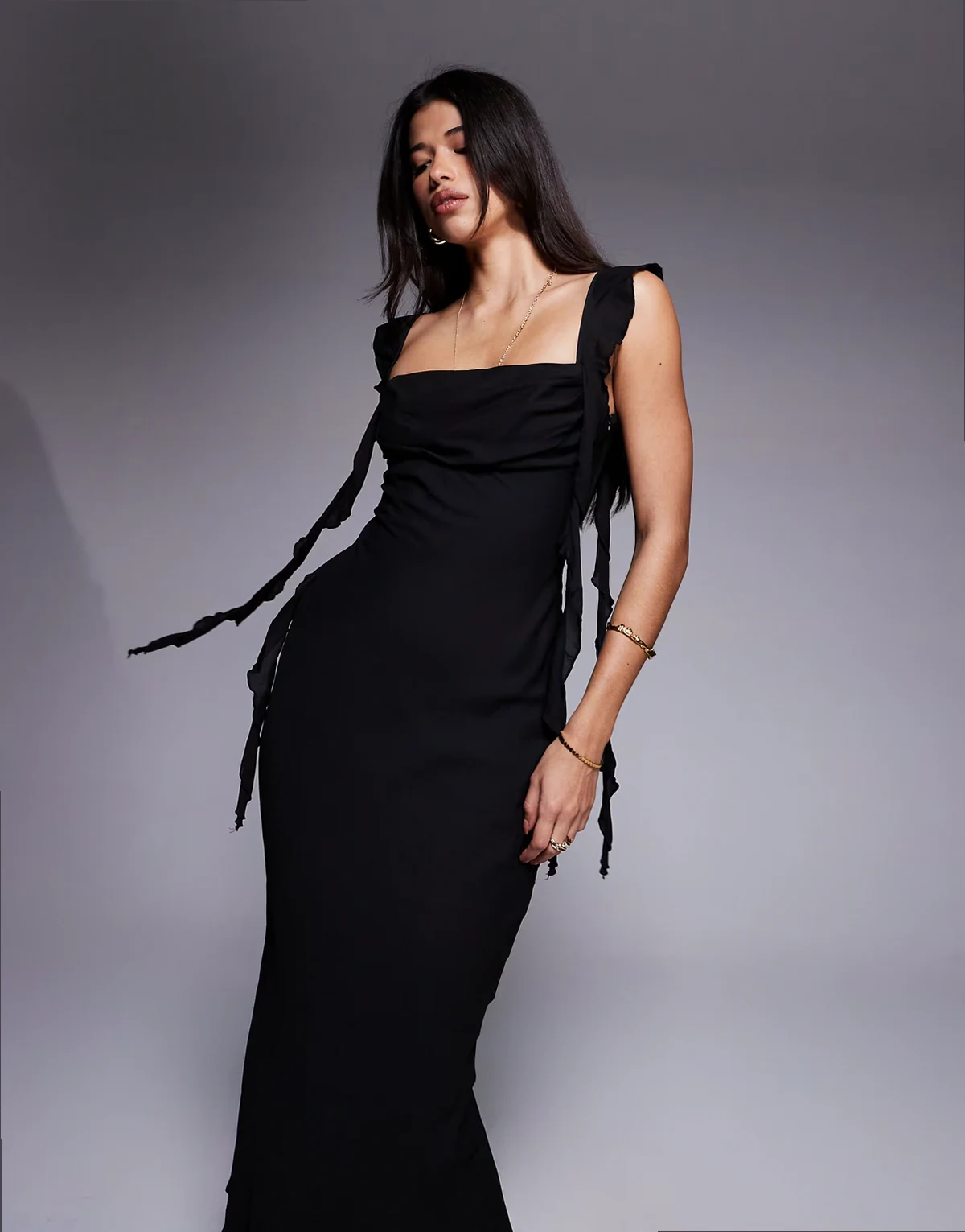 – Lanai – Maxikleid in Schwarz mit drapiertem Detail aus Chiffon