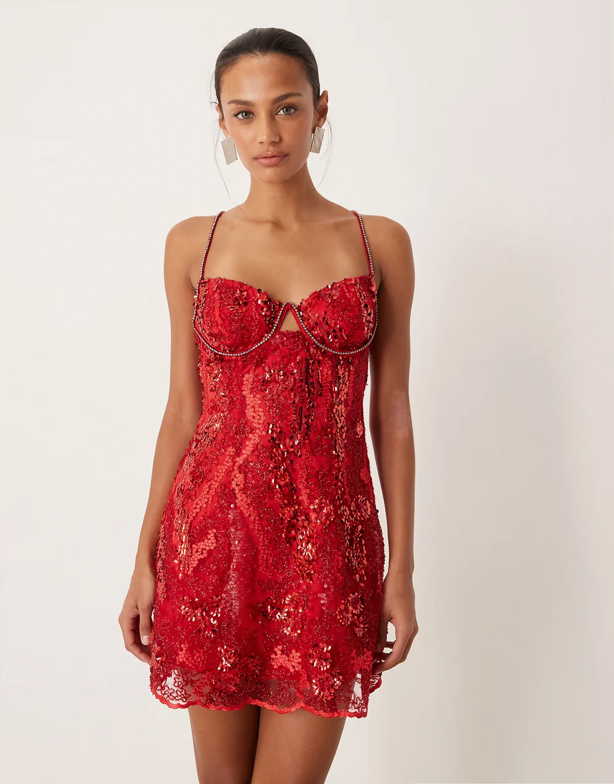 – Pailletten-Minikleid in Rot mit Bügel-Cups und Blumenmuster
