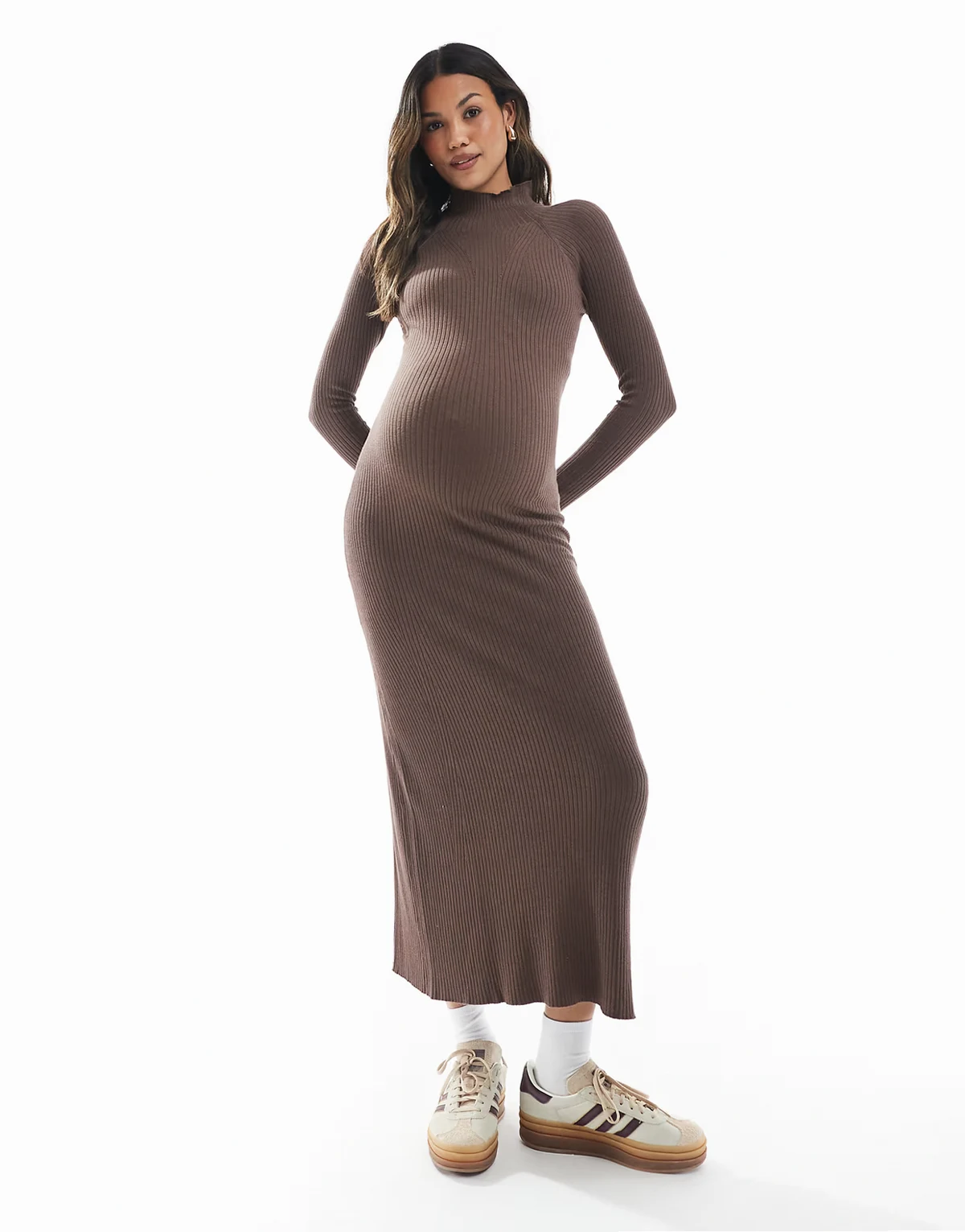 ASOS DESIGN Maternity – Sukienka maxi z prążkowanej dzianiny w kolorze mokki