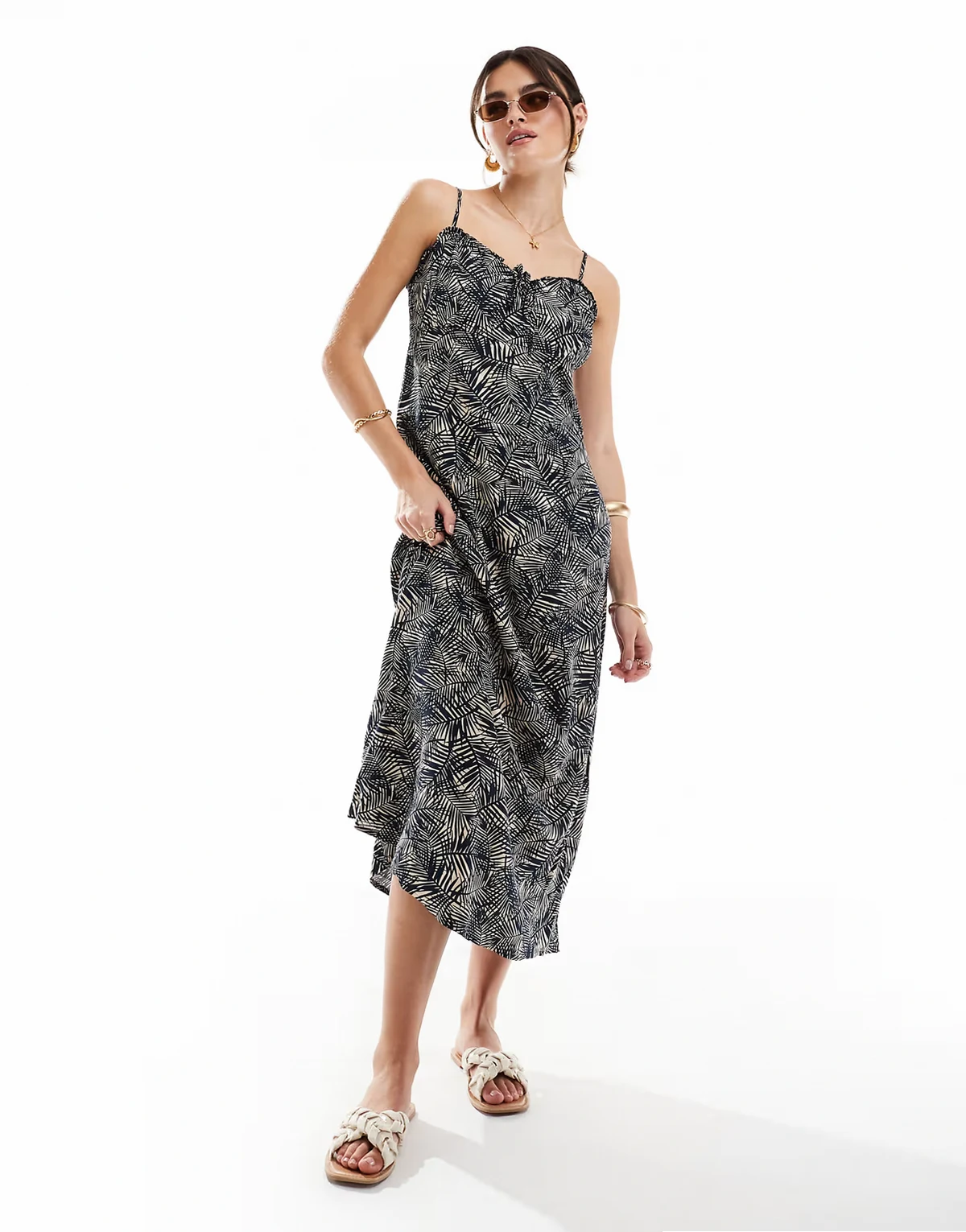 – Midi-Trägerkleid mit blauem Blättermuster