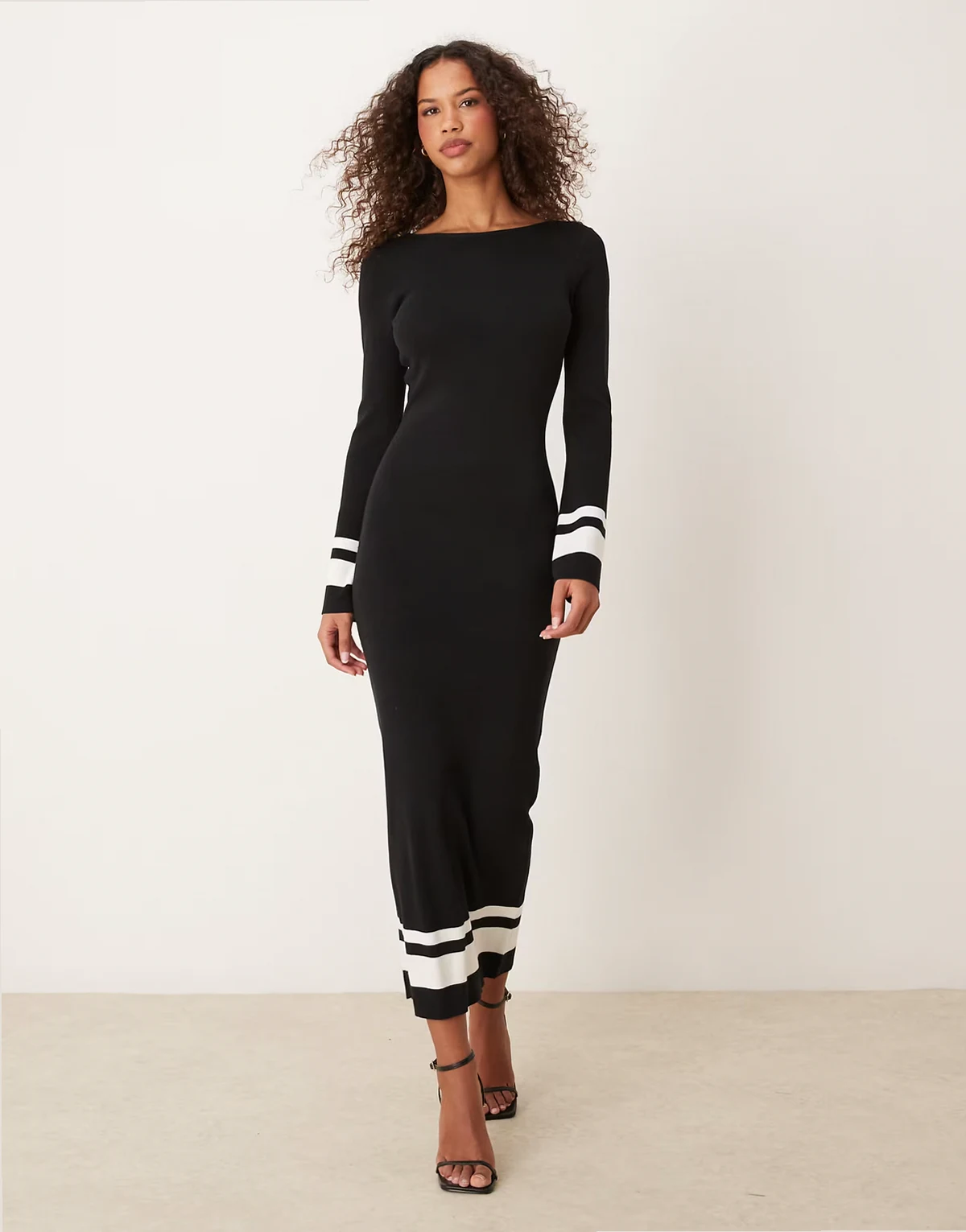 midaxi knit dress in black