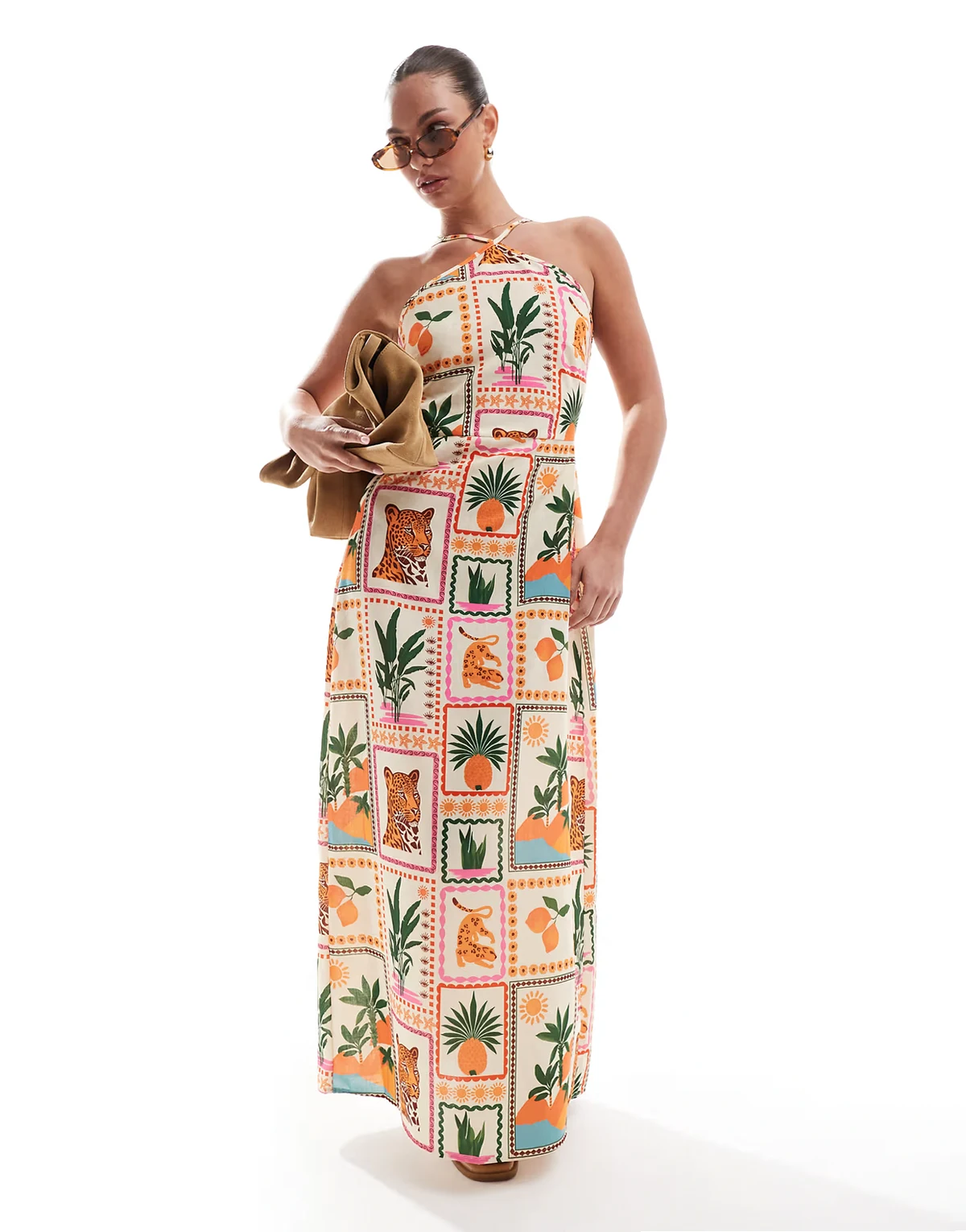 – Neckholder-Maxikleid mit tropischem Postkartendruck