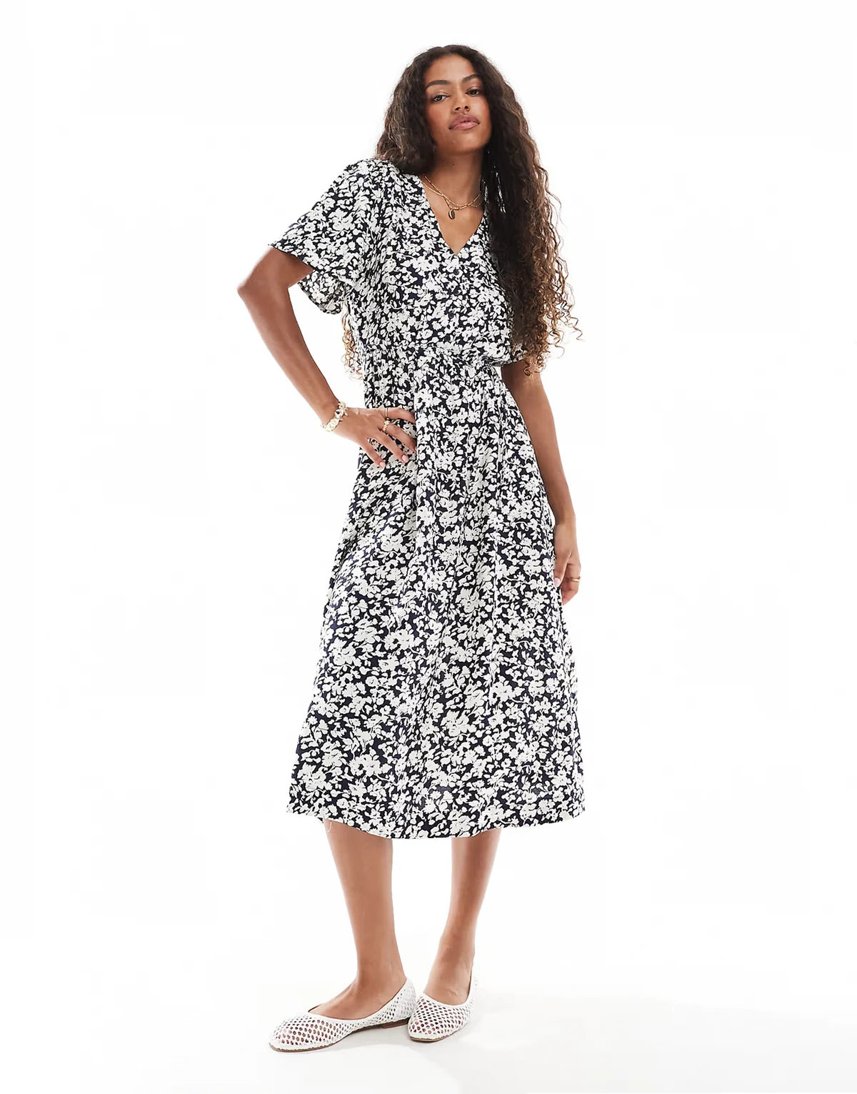 – Geblümtes Midi-Freizeitkleid in Navy