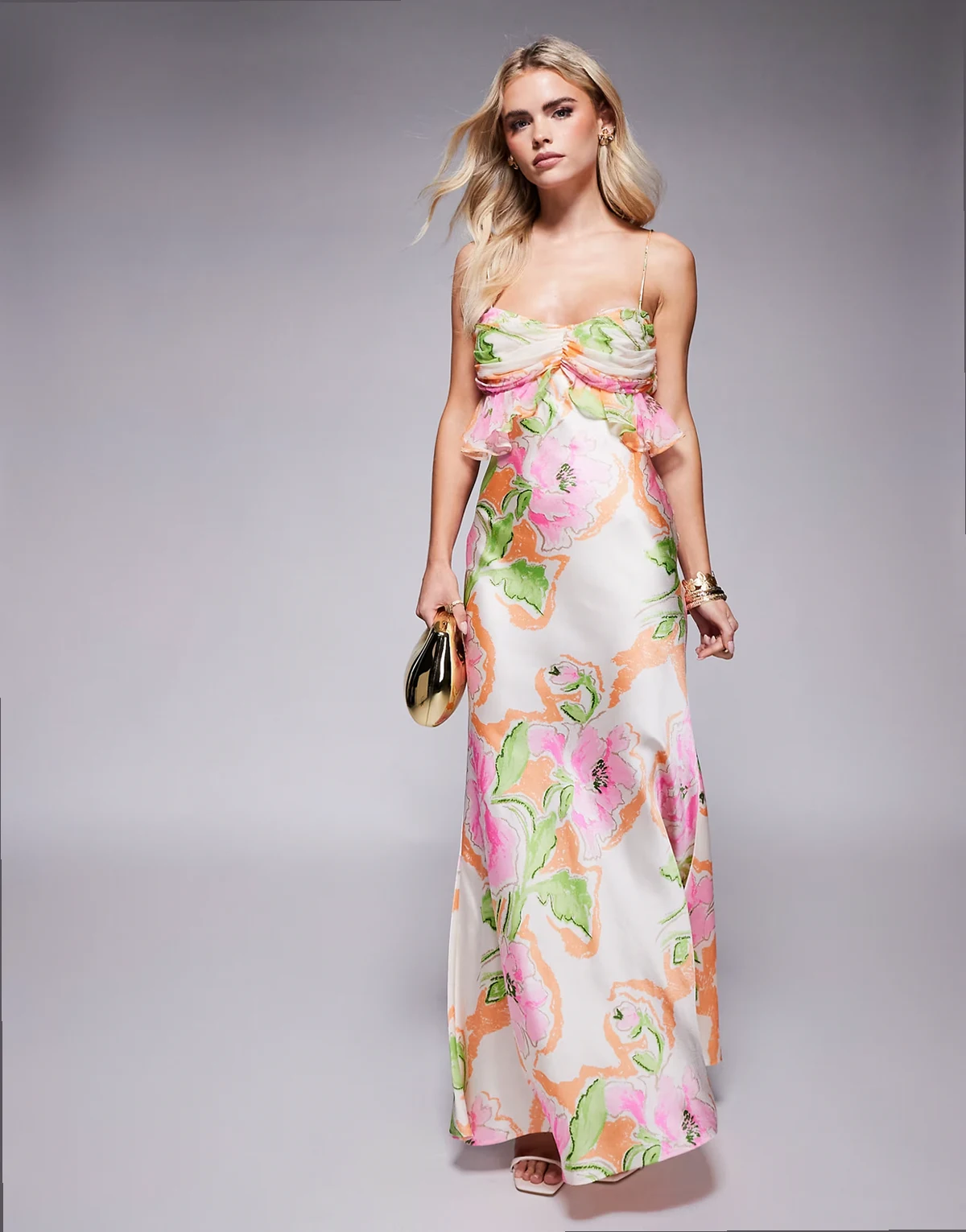 ASOS DESIGN Petite – Camisole-Maxikleid aus Satin mit Chiffon-Brustpartie und rosa Blumenmuster