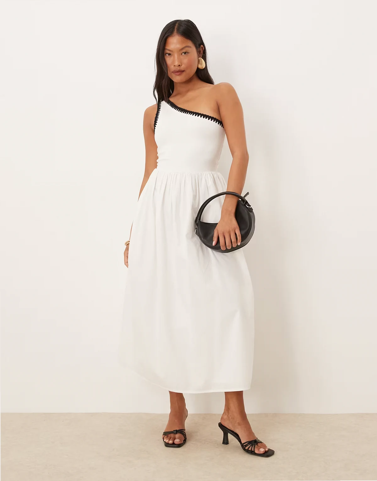 Nobody's Child Petite Seattle sleeveless midi dress in white