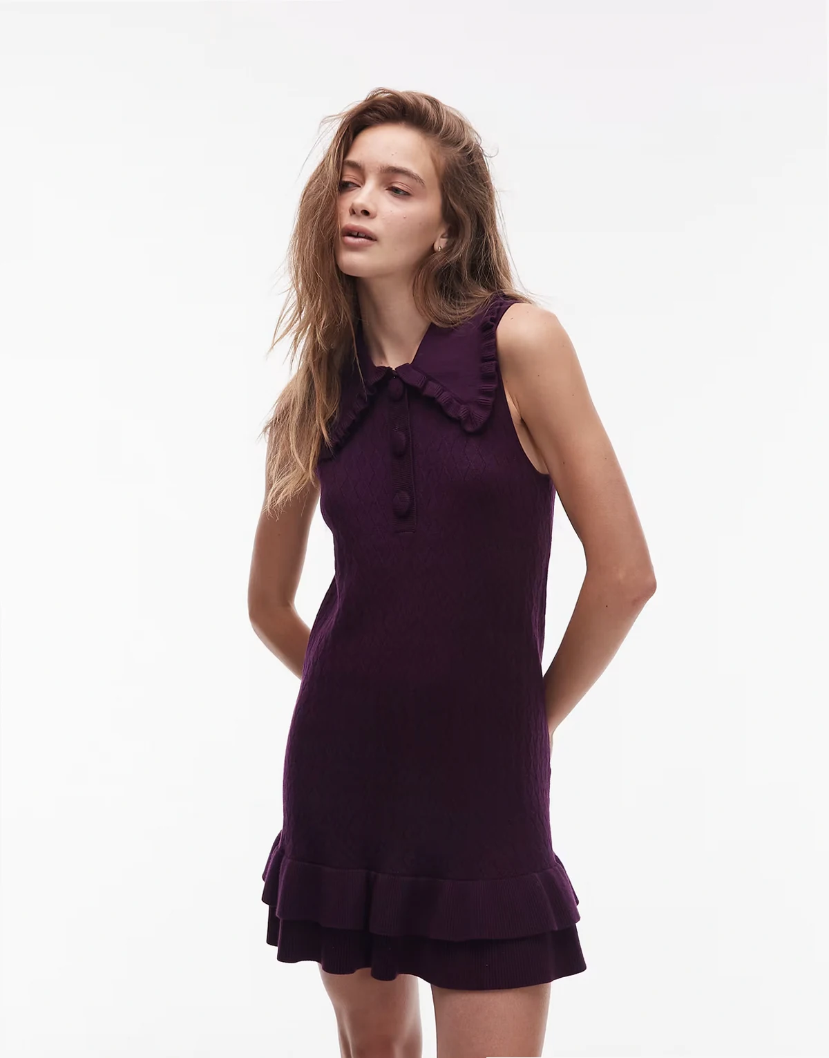 – Mini-Strickkleid mit Kragen und lila Jacquard-Schachbrettmuster