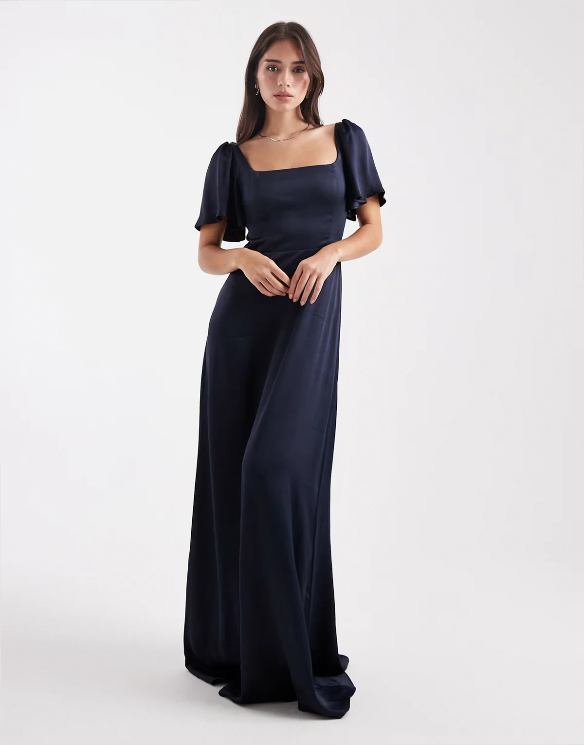 – Bridesmaid – Maxikleid in Marineblau mit Flatterärmeln und eckigem Ausschnitt