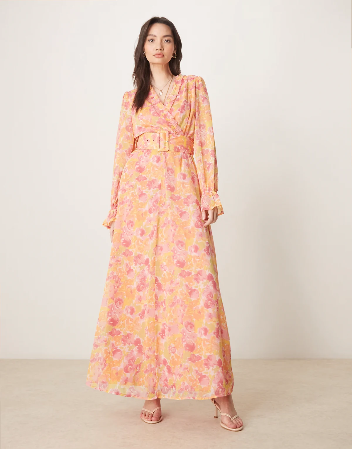 – Langes Wickelkleid aus Chiffon mit floralem Print in Orange