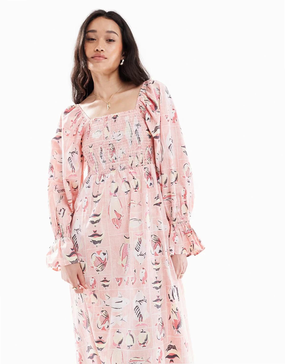 – Midi-Hängerkleid in Rosa mit Fisch-Print in Vintage-Waschung