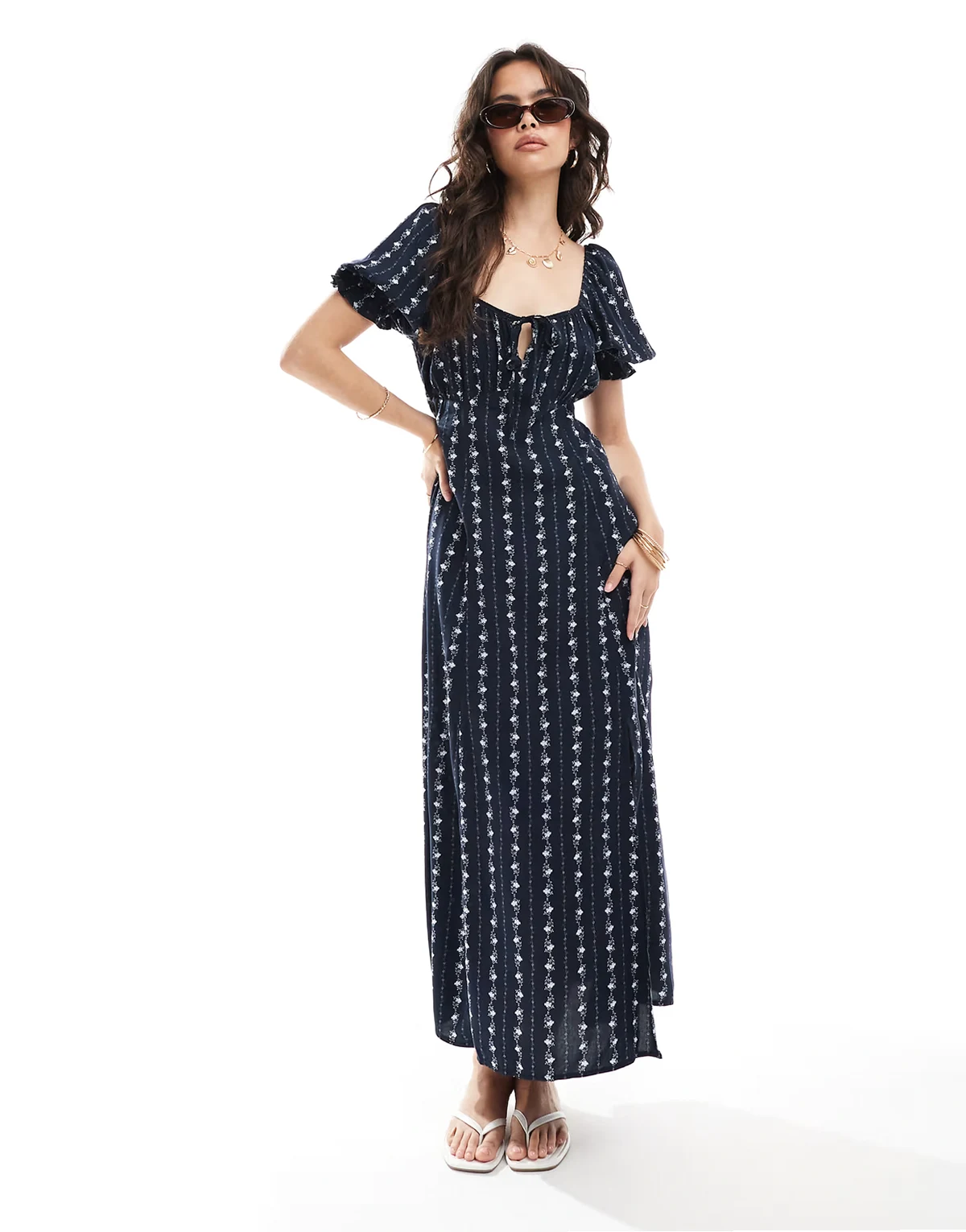 – Gesponnenes Freizeitkleid in Blau mit Tapetenstreifenmuster