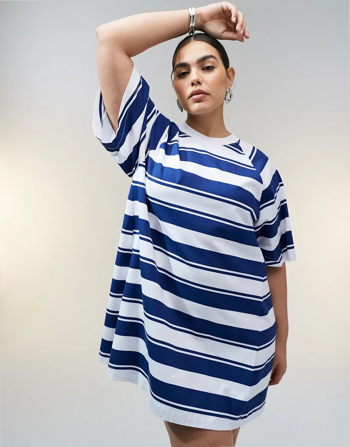 ASOS DESIGN Curve – Sukienka T-shirtowa mini typu swing w niebieskie paski