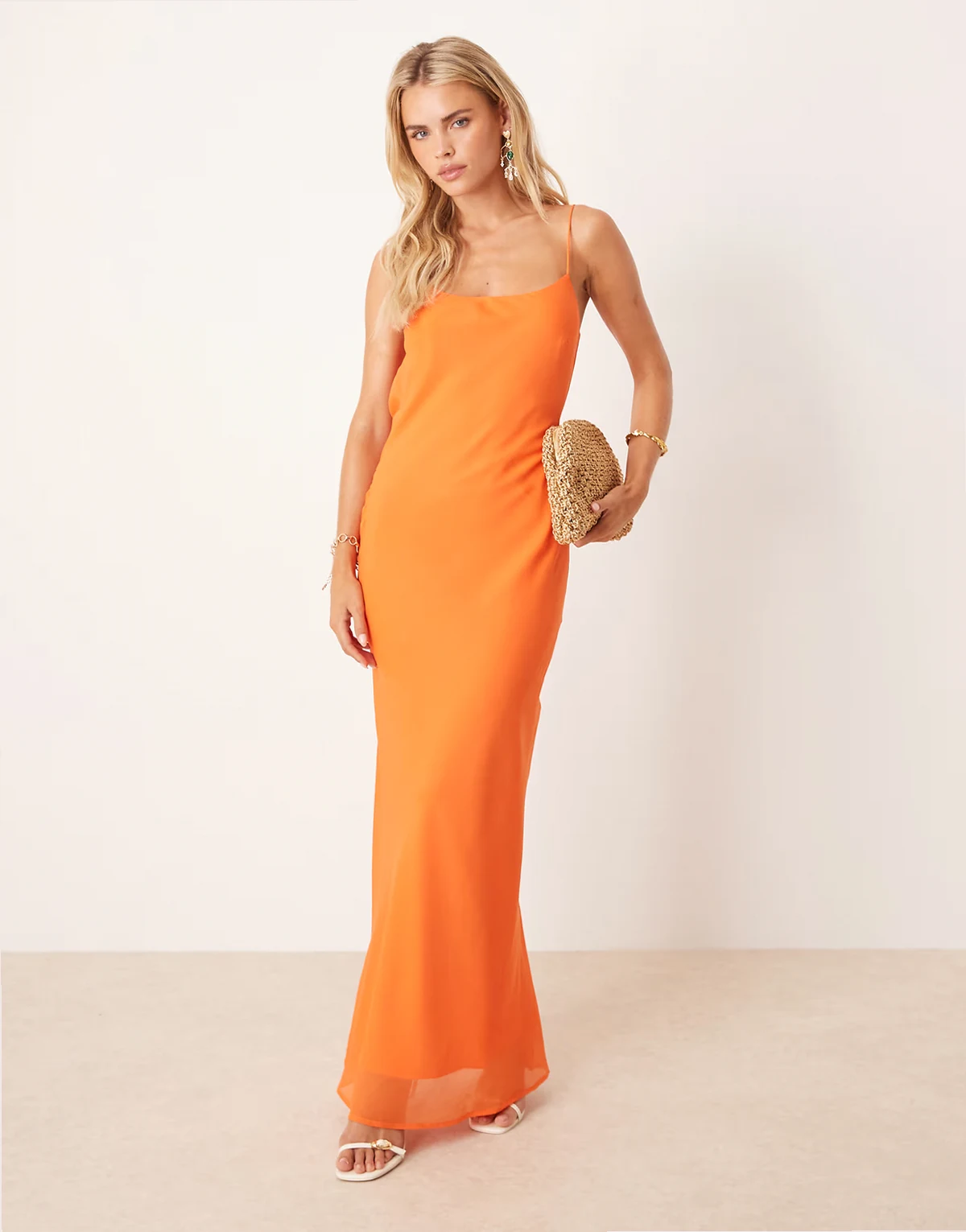 ASOS DESIGN Petite – Midi-Schlupfkleid in leuchtendem Orange mit Trägern und Wasserfall-Rückenausschnitt
