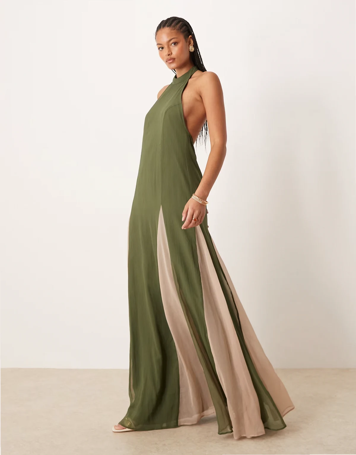 ASOS DESIGN Tall – Hochgeschlossenes Maxikleid in Dunkelgrün aus Chiffon mit kontrastierendem Godet-Rockteil