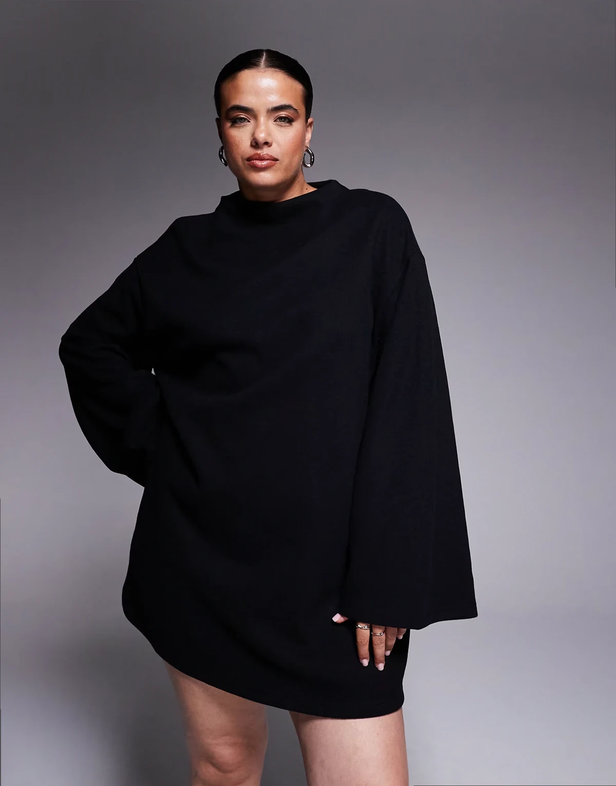 ASOS DESIGN Curve – Bardzo miękka czarna sukienka mini z szerokimi rękawami