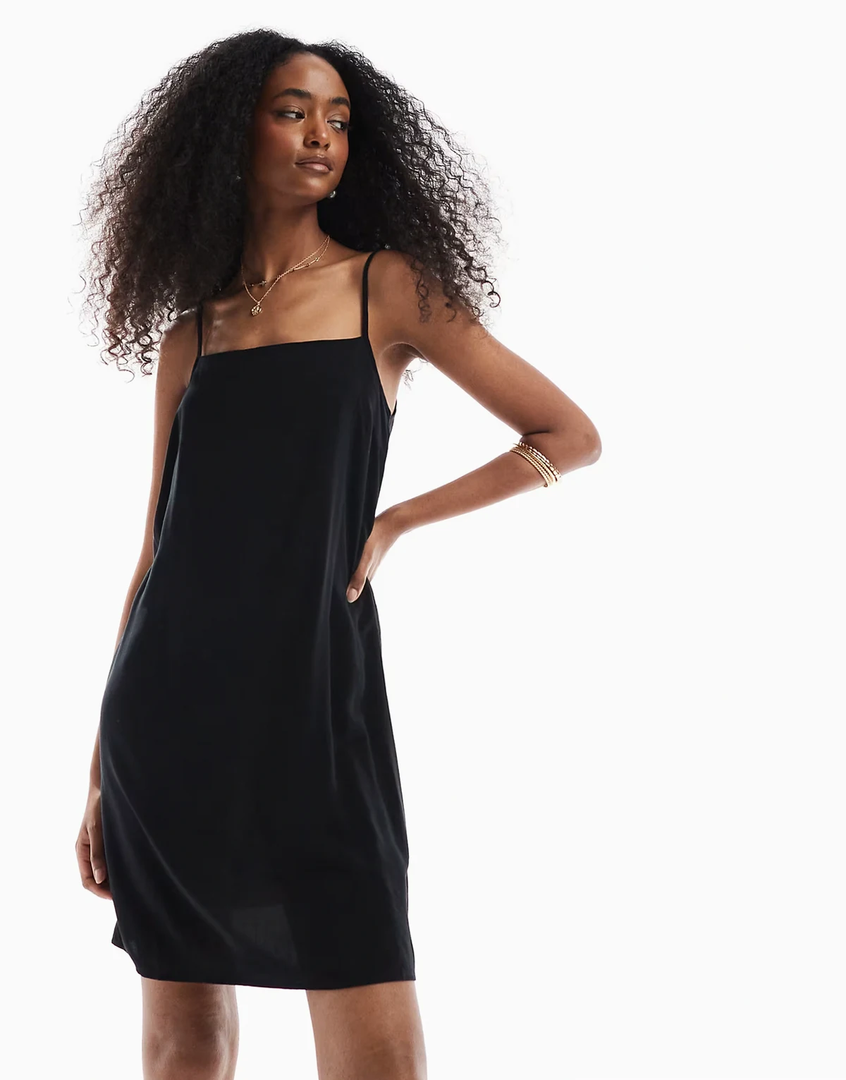 – Camisole-Minikleid in Schwarz mit eckigem Ausschnitt