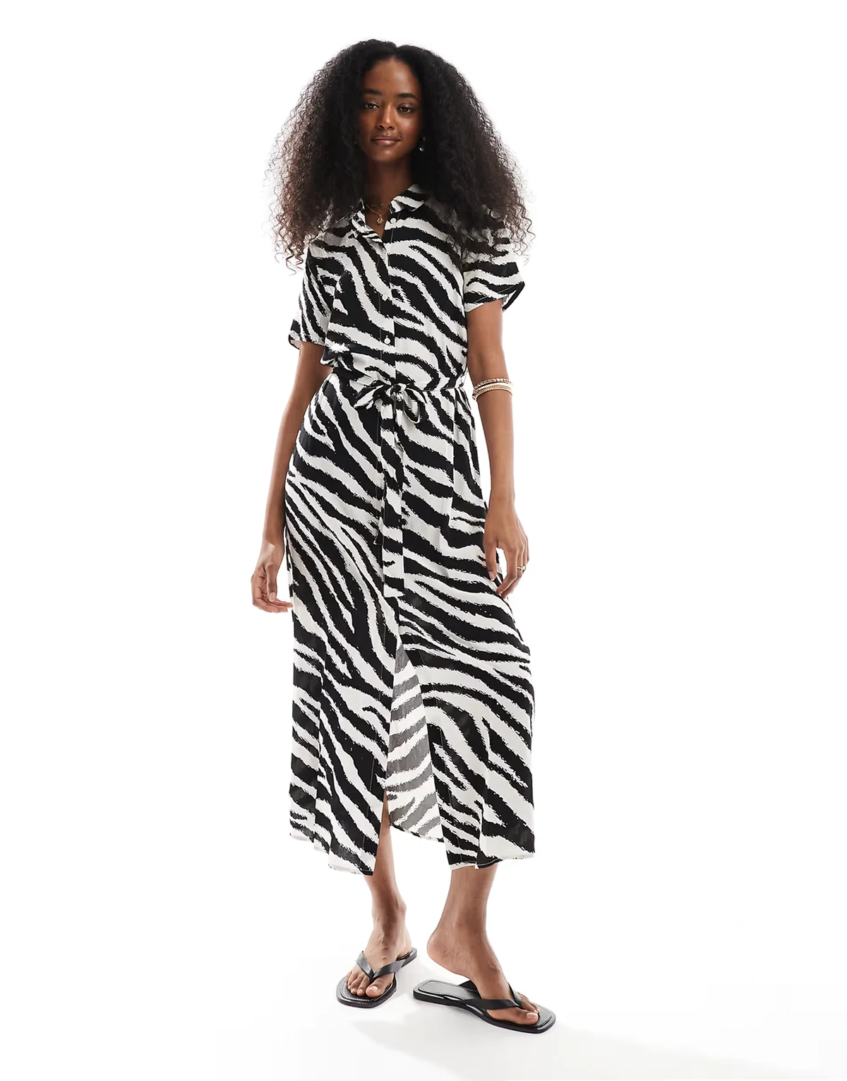 – Easy – Lang geschnittenes Hemdkleid mit Zebramuster und Knopfleiste